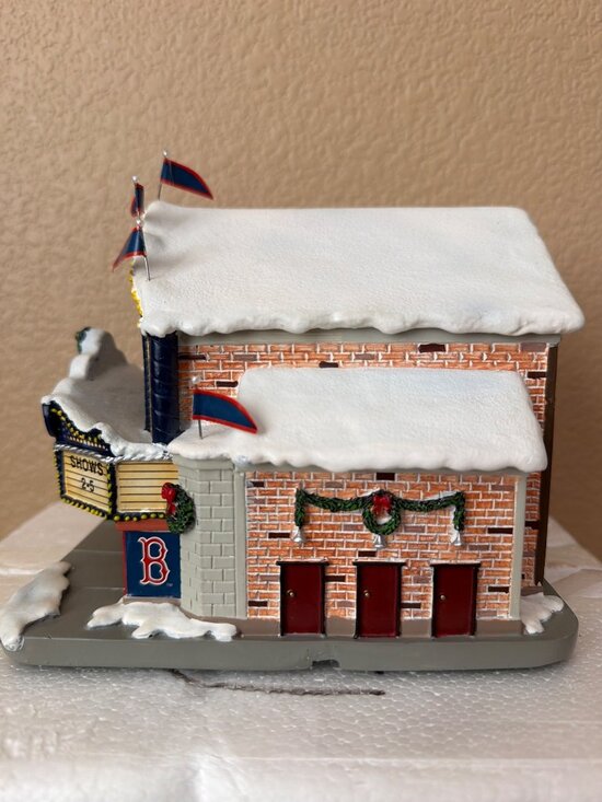 2005 Hawthorne Christmas Village Boston Red Sox Lighted Theater w/ COA Box Cord - Picture 8 of 16